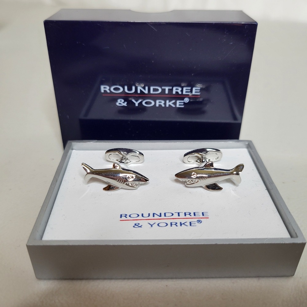 Men's‎ Roundtree & Yorke Silver Tone Shark Cufflinks
